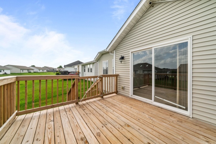 2939 Vaughndale, MACHESNEY PARK, Illinois 61115, 3 Bedrooms Bedrooms, ,2 BathroomsBathrooms,House,For Sale,Vaughndale,202604037