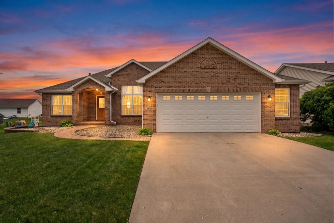 2939 Vaughndale, MACHESNEY PARK, Illinois 61115, 3 Bedrooms Bedrooms, ,2 BathroomsBathrooms,House,For Sale,Vaughndale,202604037