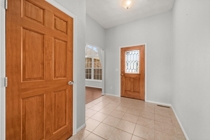 2939 Vaughndale, MACHESNEY PARK, Illinois 61115, 3 Bedrooms Bedrooms, ,2 BathroomsBathrooms,House,For Sale,Vaughndale,202604037