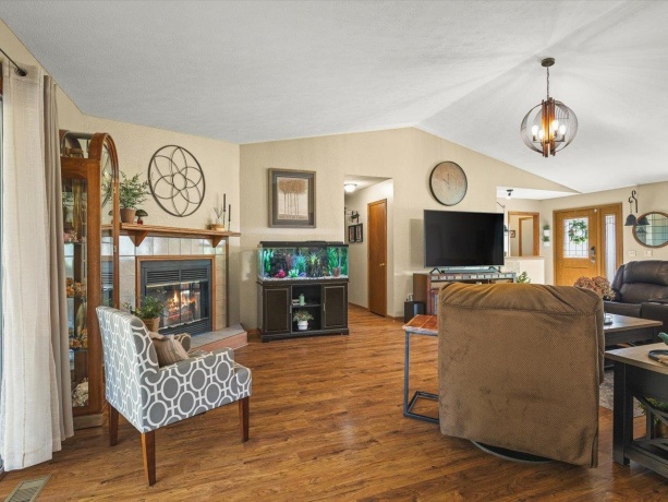 6322 Tudor, LOVES PARK, Illinois 61111, 3 Bedrooms Bedrooms, ,2 BathroomsBathrooms,House,For Sale,Tudor,202604045