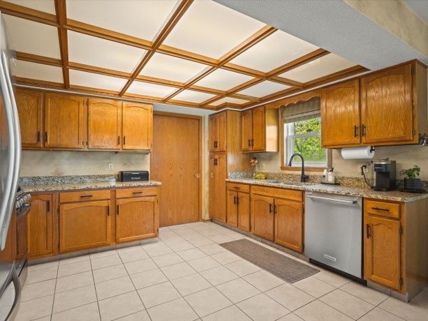 6322 Tudor, LOVES PARK, Illinois 61111, 3 Bedrooms Bedrooms, ,2 BathroomsBathrooms,House,For Sale,Tudor,202604045