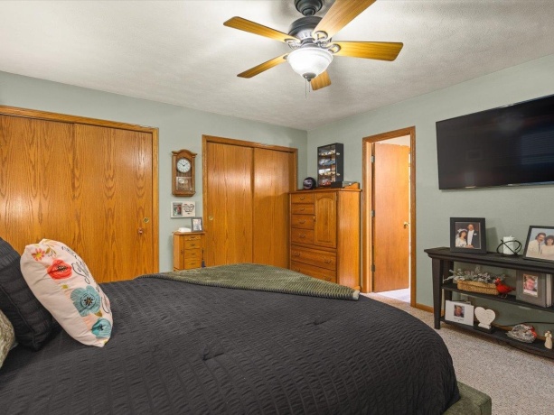 6322 Tudor, LOVES PARK, Illinois 61111, 3 Bedrooms Bedrooms, ,2 BathroomsBathrooms,House,For Sale,Tudor,202604045