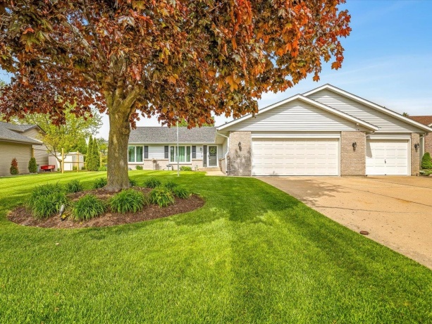 6322 Tudor, LOVES PARK, Illinois 61111, 3 Bedrooms Bedrooms, ,2 BathroomsBathrooms,House,For Sale,Tudor,202604045
