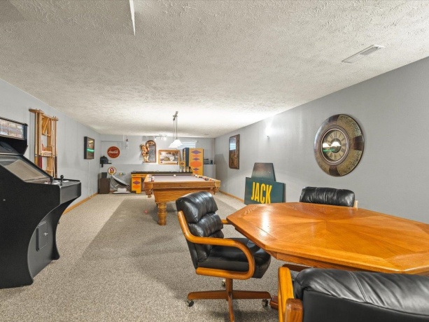 6322 Tudor, LOVES PARK, Illinois 61111, 3 Bedrooms Bedrooms, ,2 BathroomsBathrooms,House,For Sale,Tudor,202604045
