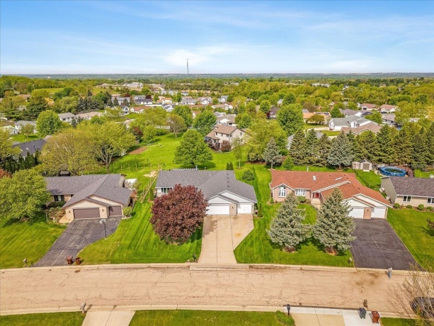 6322 Tudor, LOVES PARK, Illinois 61111, 3 Bedrooms Bedrooms, ,2 BathroomsBathrooms,House,For Sale,Tudor,202604045