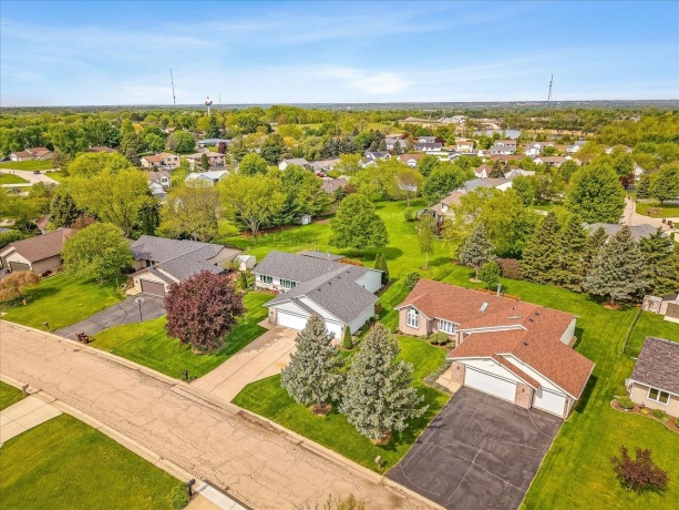 6322 Tudor, LOVES PARK, Illinois 61111, 3 Bedrooms Bedrooms, ,2 BathroomsBathrooms,House,For Sale,Tudor,202604045