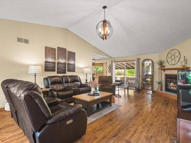 6322 Tudor, LOVES PARK, Illinois 61111, 3 Bedrooms Bedrooms, ,2 BathroomsBathrooms,House,For Sale,Tudor,202604045
