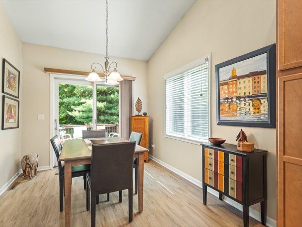 6364 PARKS EDGE, LOVES PARK, Illinois 61111, 3 Bedrooms Bedrooms, ,3 BathroomsBathrooms,Condominium,For Sale,PARKS EDGE,202604044
