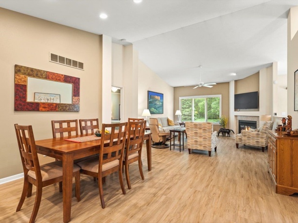 6364 PARKS EDGE, LOVES PARK, Illinois 61111, 3 Bedrooms Bedrooms, ,3 BathroomsBathrooms,Condominium,For Sale,PARKS EDGE,202604044