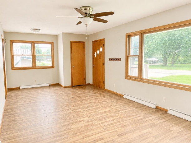 308 Logan, FORRESTON, Illinois 61030, 3 Bedrooms Bedrooms, ,1 BathroomBathrooms,House,For Sale,Logan,202604049