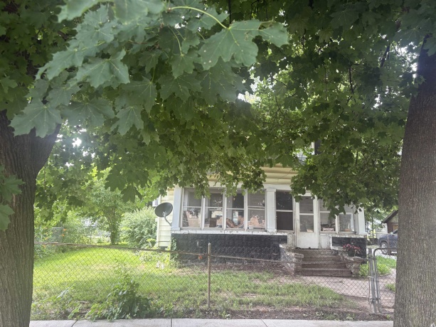 1526 Chestnut, ROCKFORD, Illinois 61102, 3 Bedrooms Bedrooms, ,2 BathroomsBathrooms,House,For Sale,Chestnut,202604050
