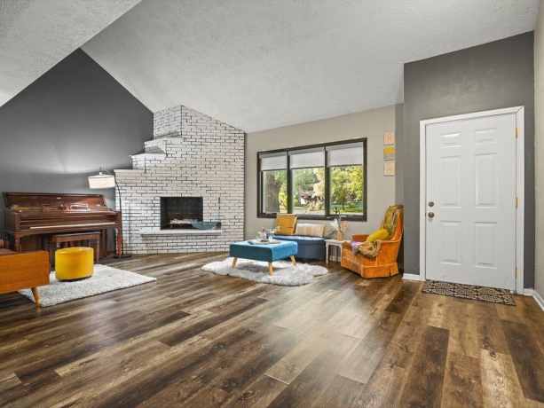 6538 Coachlite, LOVES PARK, Illinois 61111, 4 Bedrooms Bedrooms, ,2 BathroomsBathrooms,House,For Sale,Coachlite,202604051