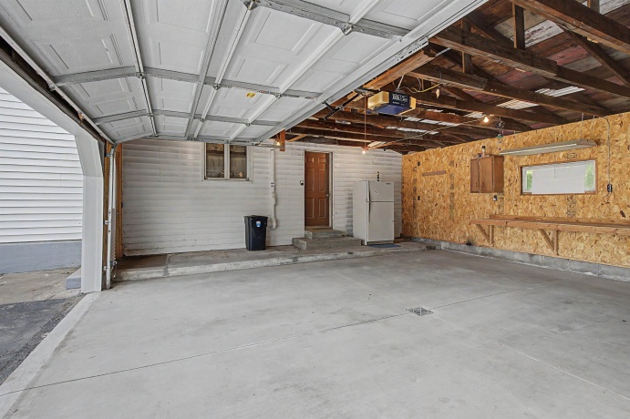 113 Beebe, WARREN, Illinois 61087, 3 Bedrooms Bedrooms, ,2 BathroomsBathrooms,House,For Sale,Beebe,202604052