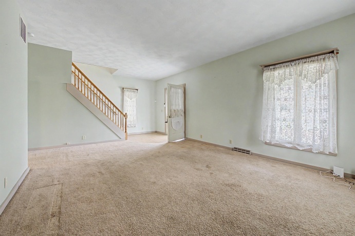 113 Beebe, WARREN, Illinois 61087, 3 Bedrooms Bedrooms, ,2 BathroomsBathrooms,House,For Sale,Beebe,202604052
