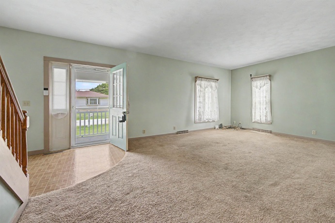 113 Beebe, WARREN, Illinois 61087, 3 Bedrooms Bedrooms, ,2 BathroomsBathrooms,House,For Sale,Beebe,202604052