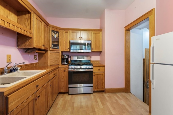 1611 YONGE, ROCKFORD, Illinois 61103, 2 Bedrooms Bedrooms, ,1 BathroomBathrooms,House,For Sale,YONGE,202604053