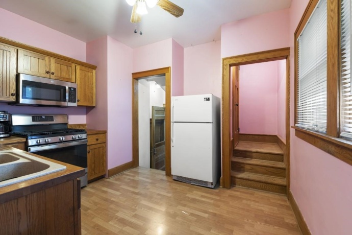 1611 YONGE, ROCKFORD, Illinois 61103, 2 Bedrooms Bedrooms, ,1 BathroomBathrooms,House,For Sale,YONGE,202604053