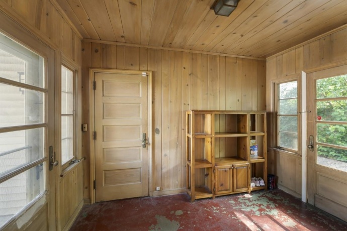 1611 YONGE, ROCKFORD, Illinois 61103, 2 Bedrooms Bedrooms, ,1 BathroomBathrooms,House,For Sale,YONGE,202604053