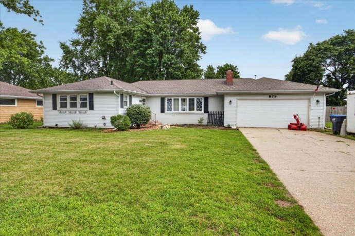 879 Inman, BELOIT, Illinois 53511, 4 Bedrooms Bedrooms, ,2 BathroomsBathrooms,House,For Sale,Inman,202604055