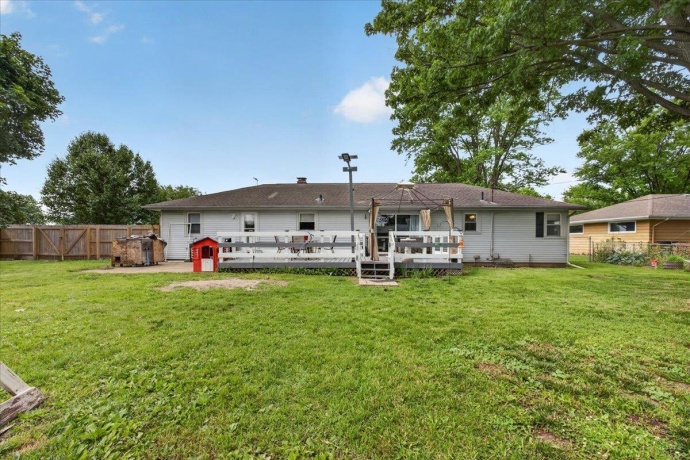 879 Inman, BELOIT, Illinois 53511, 4 Bedrooms Bedrooms, ,2 BathroomsBathrooms,House,For Sale,Inman,202604055