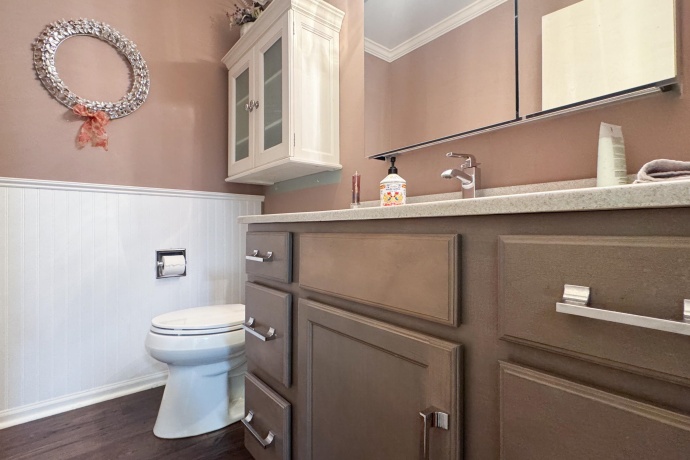 836 Golf Course, CRYSTAL LAKE, Illinois 60014, 3 Bedrooms Bedrooms, ,2 BathroomsBathrooms,House,For Sale,Golf Course,202604060