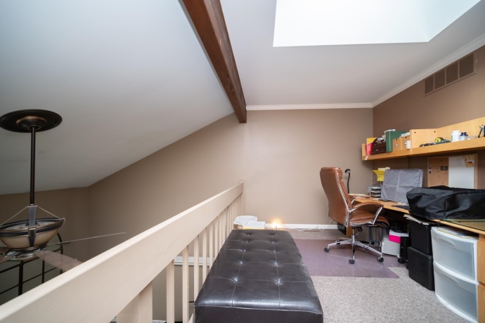 836 Golf Course, CRYSTAL LAKE, Illinois 60014, 3 Bedrooms Bedrooms, ,2 BathroomsBathrooms,House,For Sale,Golf Course,202604060
