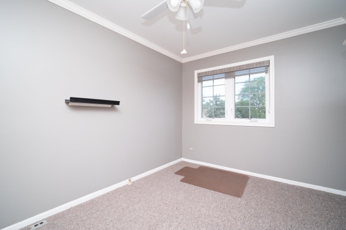 836 Golf Course, CRYSTAL LAKE, Illinois 60014, 3 Bedrooms Bedrooms, ,2 BathroomsBathrooms,House,For Sale,Golf Course,202604060
