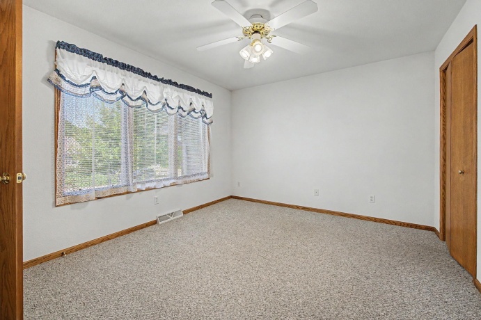 813 Shadow Bluff, GALENA, Illinois 61036, 3 Bedrooms Bedrooms, ,3 BathroomsBathrooms,Condominium,For Sale,Shadow Bluff,202604061