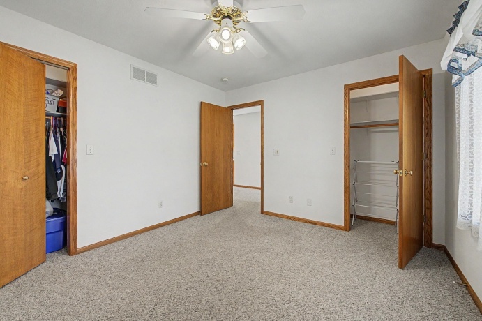 813 Shadow Bluff, GALENA, Illinois 61036, 3 Bedrooms Bedrooms, ,3 BathroomsBathrooms,Condominium,For Sale,Shadow Bluff,202604061