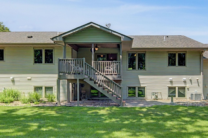 813 Shadow Bluff, GALENA, Illinois 61036, 3 Bedrooms Bedrooms, ,3 BathroomsBathrooms,Condominium,For Sale,Shadow Bluff,202604061