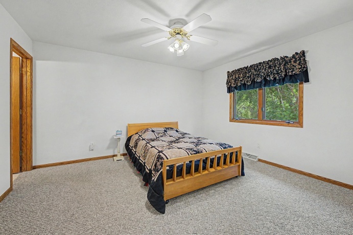 813 Shadow Bluff, GALENA, Illinois 61036, 3 Bedrooms Bedrooms, ,3 BathroomsBathrooms,Condominium,For Sale,Shadow Bluff,202604061