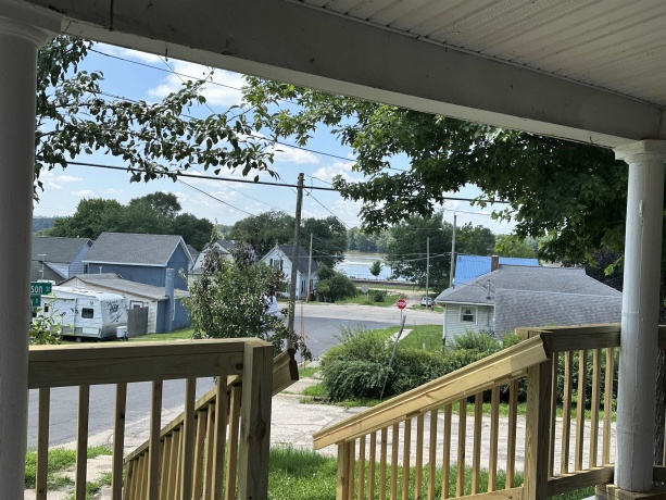 202 Clay, SAVANNA, Illinois 61074, 2 Bedrooms Bedrooms, ,1 BathroomBathrooms,House,For Sale,Clay,202604062