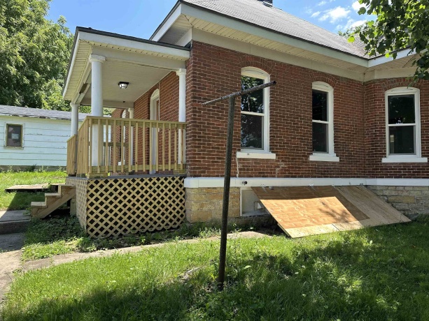 202 Clay, SAVANNA, Illinois 61074, 2 Bedrooms Bedrooms, ,1 BathroomBathrooms,House,For Sale,Clay,202604062
