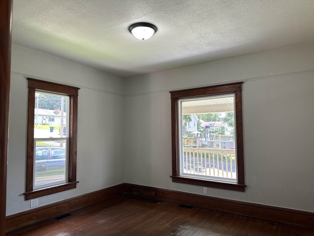 202 Clay, SAVANNA, Illinois 61074, 2 Bedrooms Bedrooms, ,1 BathroomBathrooms,House,For Sale,Clay,202604062