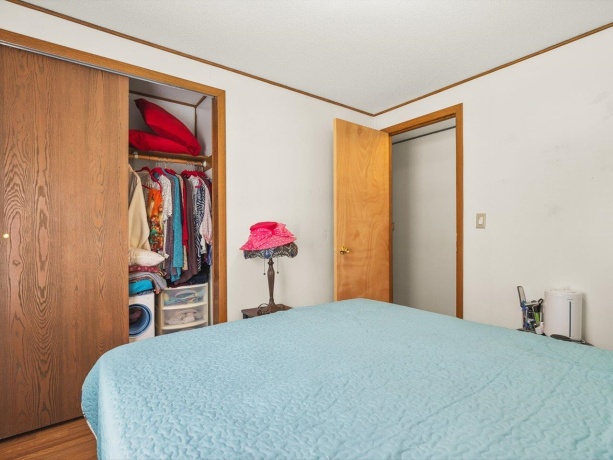206 Viola, FREEPORT, Illinois 61032, 2 Bedrooms Bedrooms, ,1 BathroomBathrooms,House,For Sale,Viola,202604063