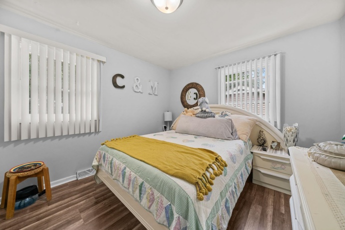 4327 Mayflower, ROCKFORD, Illinois 61109, 4 Bedrooms Bedrooms, ,2 BathroomsBathrooms,House,For Sale,Mayflower,202604067