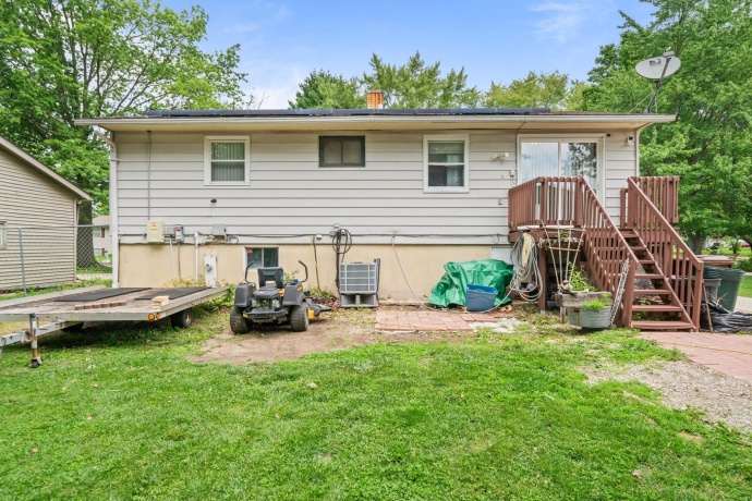 4327 Mayflower, ROCKFORD, Illinois 61109, 4 Bedrooms Bedrooms, ,2 BathroomsBathrooms,House,For Sale,Mayflower,202604067