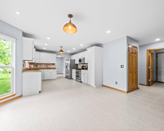 1017 Northwestern, DAVIS JUNCTION, Illinois 61020, 4 Bedrooms Bedrooms, ,2 BathroomsBathrooms,House,For Sale,Northwestern,202604068