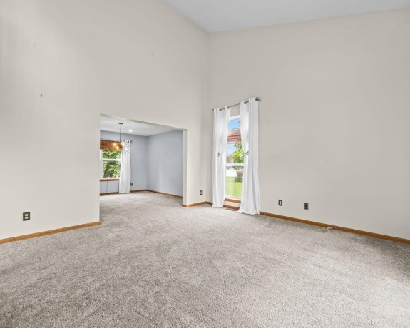 1017 Northwestern, DAVIS JUNCTION, Illinois 61020, 4 Bedrooms Bedrooms, ,2 BathroomsBathrooms,House,For Sale,Northwestern,202604068