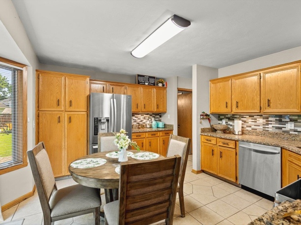 3476 Valley Woods, CHERRY VALLEY, Illinois 61016, 3 Bedrooms Bedrooms, ,3 BathroomsBathrooms,House,For Sale,Valley Woods,202604069