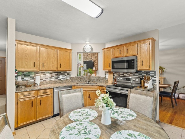 3476 Valley Woods, CHERRY VALLEY, Illinois 61016, 3 Bedrooms Bedrooms, ,3 BathroomsBathrooms,House,For Sale,Valley Woods,202604069