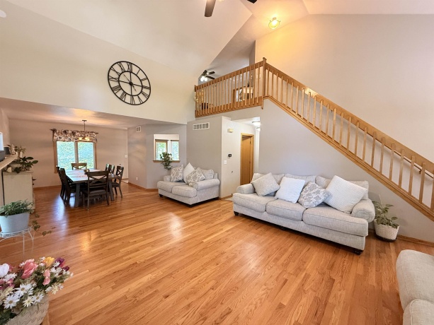 3476 Valley Woods, CHERRY VALLEY, Illinois 61016, 3 Bedrooms Bedrooms, ,3 BathroomsBathrooms,House,For Sale,Valley Woods,202604069