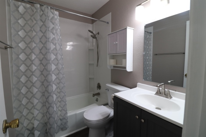1719 Revere, FREEPORT, Illinois 61032, 4 Bedrooms Bedrooms, ,1 BathroomBathrooms,House,For Sale,Revere,202604074