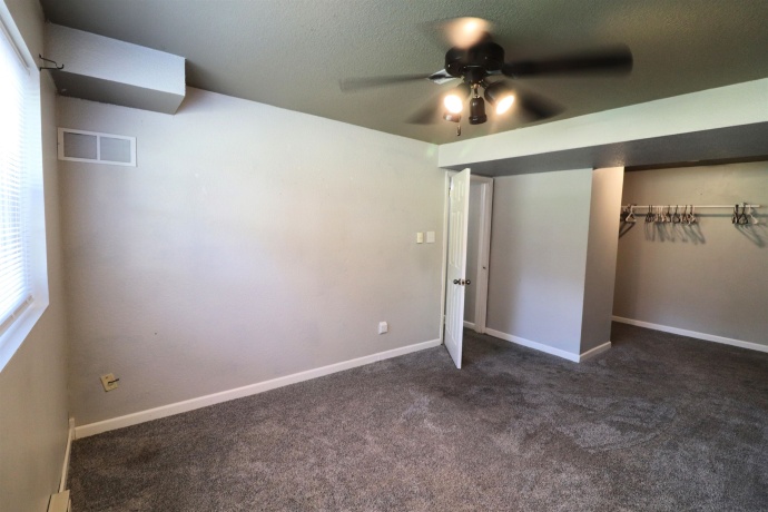 1719 Revere, FREEPORT, Illinois 61032, 4 Bedrooms Bedrooms, ,1 BathroomBathrooms,House,For Sale,Revere,202604074