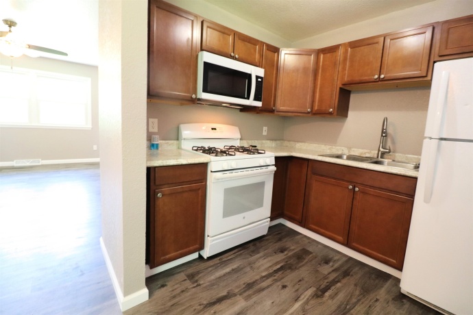 1719 Revere, FREEPORT, Illinois 61032, 4 Bedrooms Bedrooms, ,1 BathroomBathrooms,House,For Sale,Revere,202604074