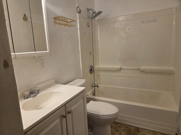 3220 Montrose, ROCKFORD, Illinois 61101, 3 Bedrooms Bedrooms, ,1 BathroomBathrooms,House,For Sale,Montrose,202604075