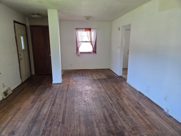 3220 Montrose, ROCKFORD, Illinois 61101, 3 Bedrooms Bedrooms, ,1 BathroomBathrooms,House,For Sale,Montrose,202604075
