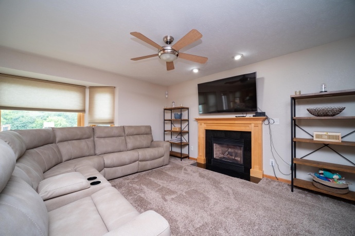 6787 Flower Hill, ROCKFORD, Illinois 61114, 5 Bedrooms Bedrooms, ,3 BathroomsBathrooms,House,For Sale,Flower Hill,202604076