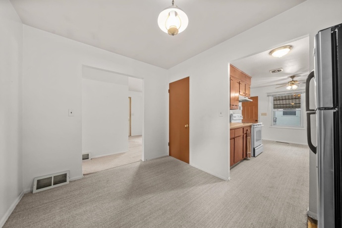 1006 Copper, MACHESNEY PARK, Illinois 61115, 3 Bedrooms Bedrooms, ,1 BathroomBathrooms,House,For Sale,Copper,202604079