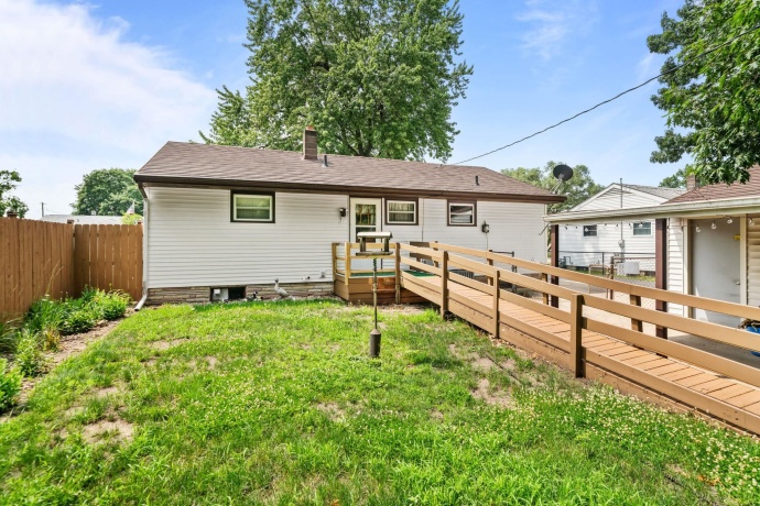 1006 Copper, MACHESNEY PARK, Illinois 61115, 3 Bedrooms Bedrooms, ,1 BathroomBathrooms,House,For Sale,Copper,202604079